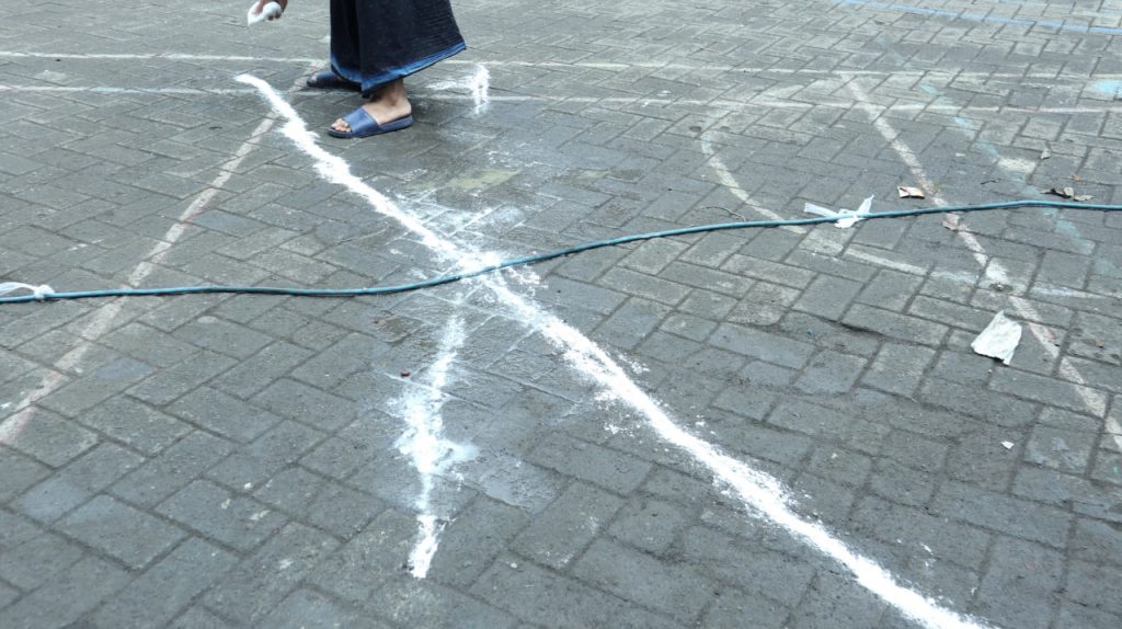 Tarik Tambang Santri